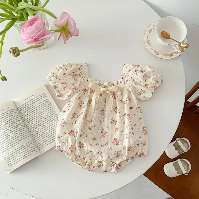 Barbotteuse bébé fille