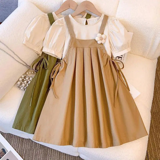 Robe bretelles avec blouse